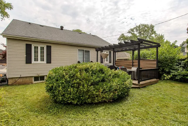 Additional image 18 of 936 Harvey Pl