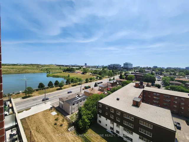 Additional image 28 of 3100 Keele St Unit 918