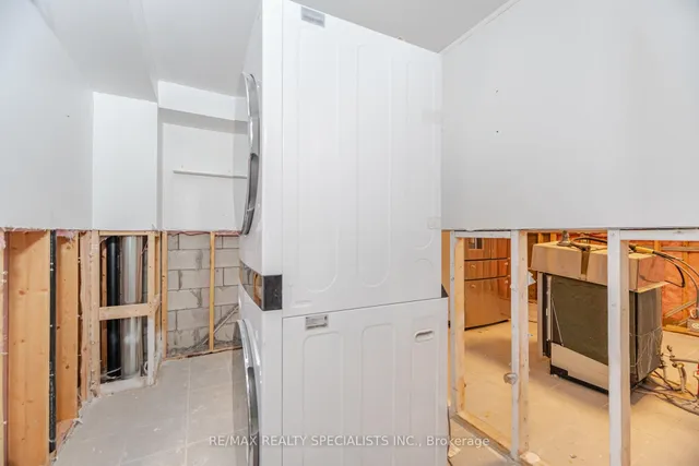 Additional image 22 of 33 Pringdale Gardens Circ