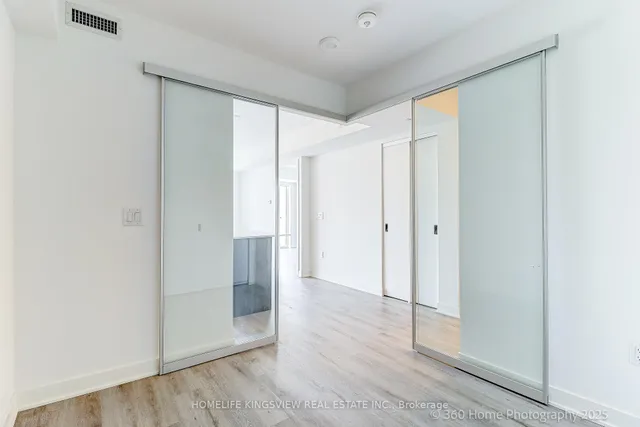 Additional image 17 of 36 Zorra St Unit 319