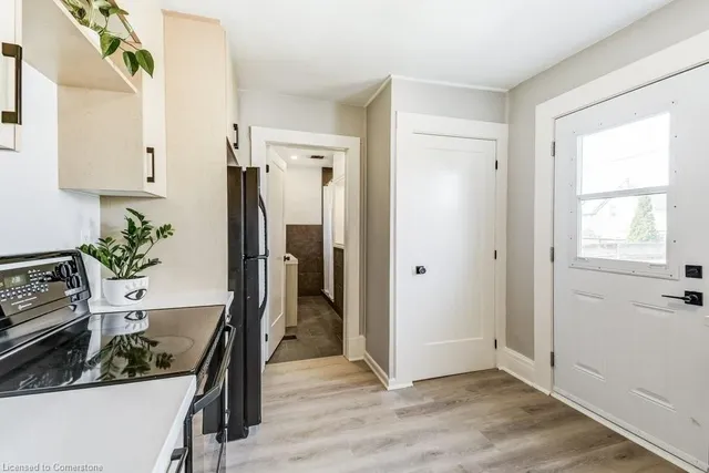 Additional image 20 of 1039 1/2 Cannon St