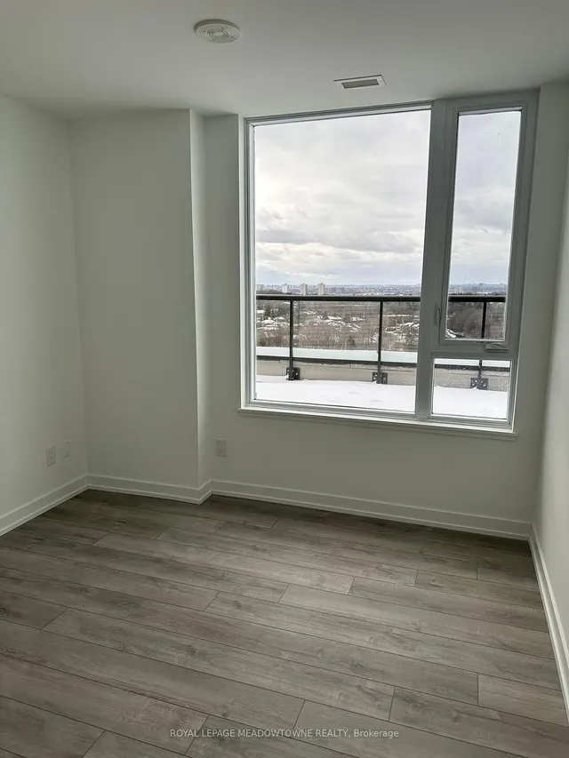 Additional image 8 of 3100 Keele St Unit 918