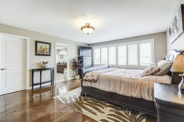 Additional image 27 of 33 Lockman Dr