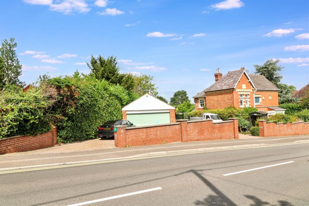 Additional image 37 of Laurel House, Warminster Road, Westbury