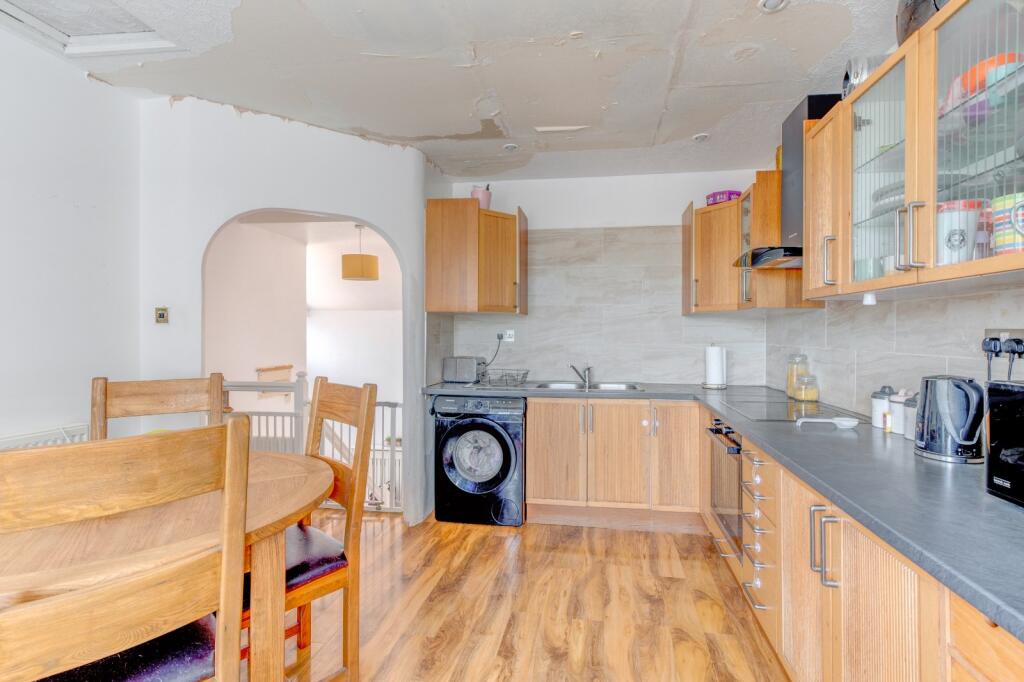 Additional image 5 of Greenlands Avenue, Greenlands, Redditch, B98