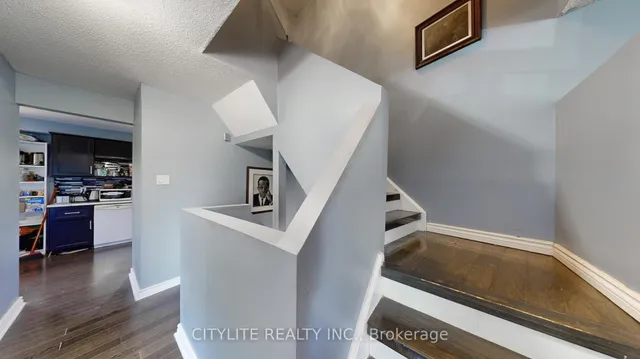 Additional image 21 of 46 Ashton Cres Unit 46