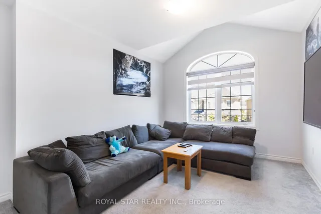 Additional image 31 of 45 Bucksaw St