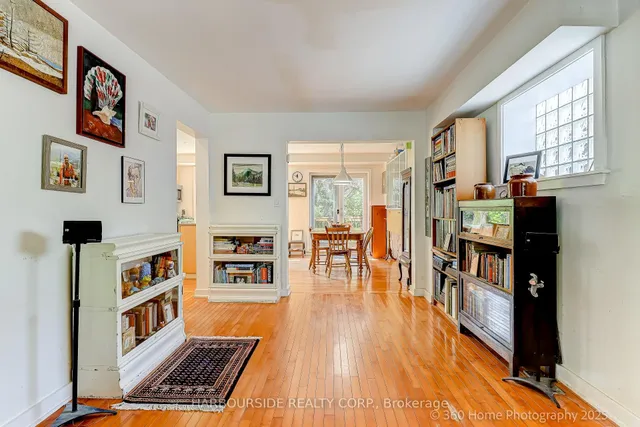 Additional image 3 of 591 Broadway Ave