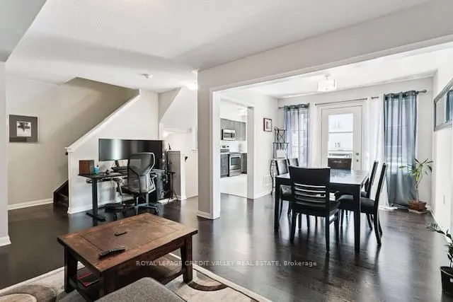 Additional image 19 of 118 Baycliffe Cres