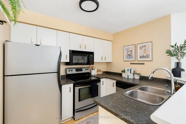 Additional image 11 of 25 Grenville St Unit 610