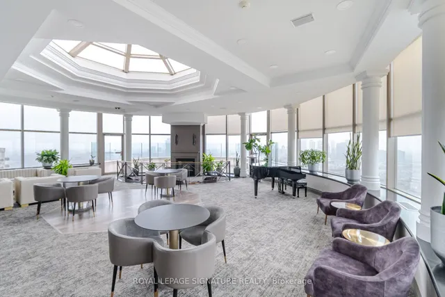 Additional image 35 of 45 Kingsbridge Garden Circ Unit 3208