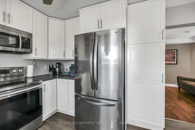 Additional image 18 of 533 Cochrane Rd