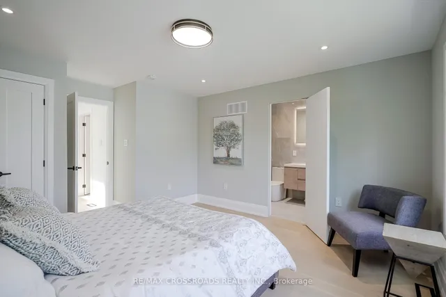 Additional image 22 of 106 Park St