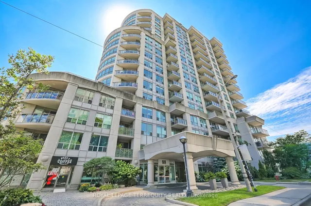 88 Palace Pier Crt Unit 705