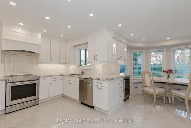 Additional image 16 of 25 Red Cedar Cres