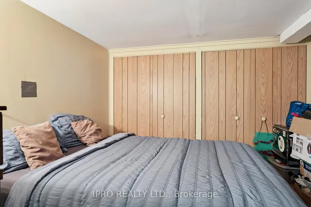 Additional image 43 of 47 Golf View Dr