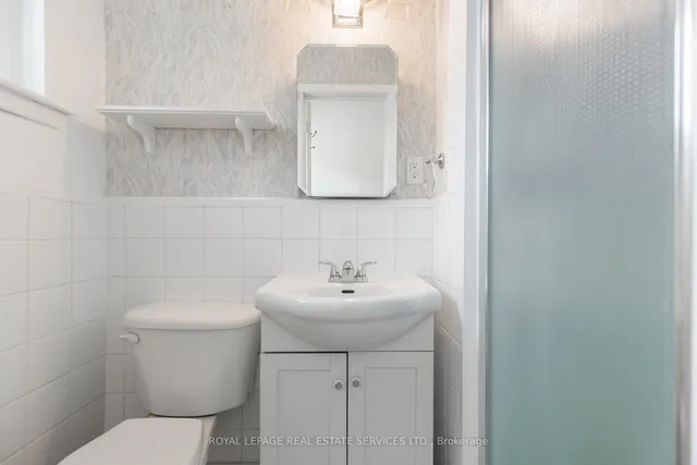 Additional image 28 of 75 Upwood Ave