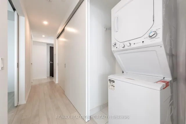 Additional image 5 of 197 Yonge St Unit 5104