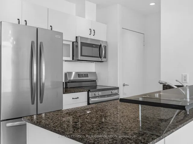 Additional image 10 of 208 Queens Quay Unit 2407