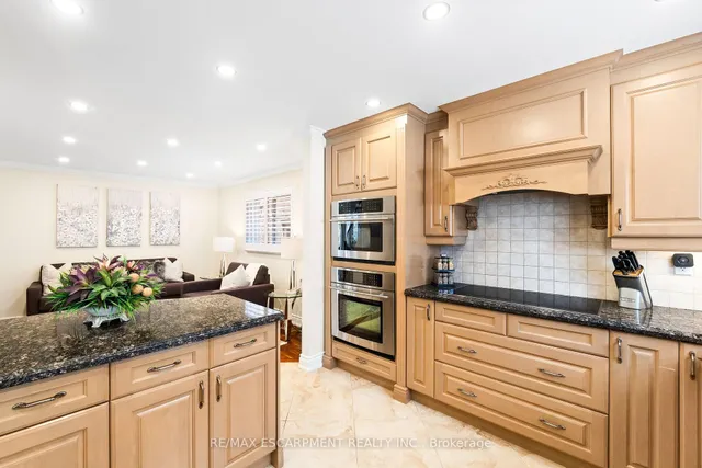 Additional image 11 of 286 Winfield Terr