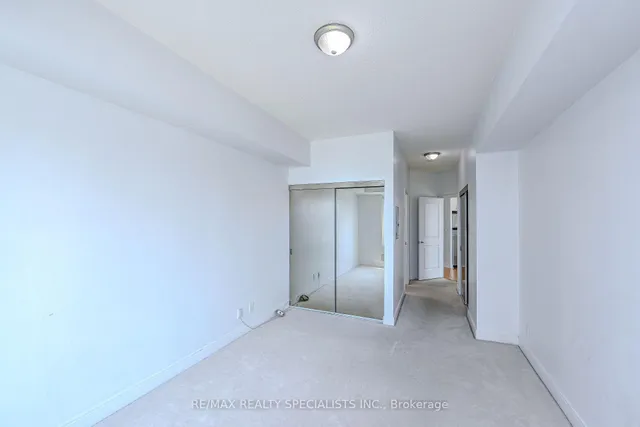 Additional image 20 of 70 Absolute Ave Unit 1206