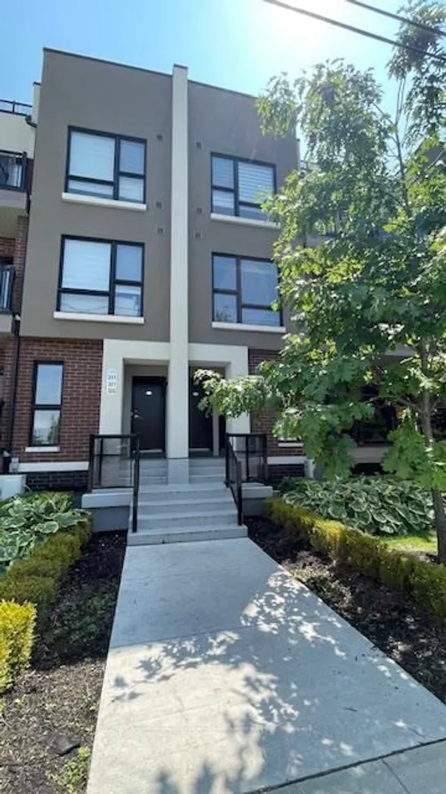 8835 Sheppard Ave Unit 319