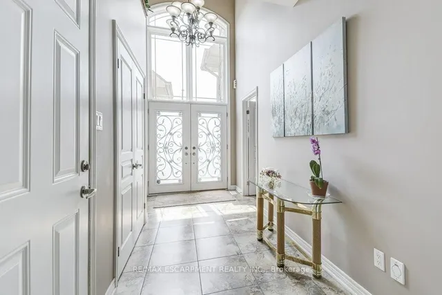 Additional image 3 of 33 Lockman Dr