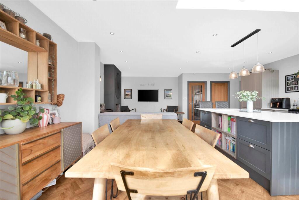Additional image 4 of The Rise, Hopwood, Alvechurch, Birmingham, B48