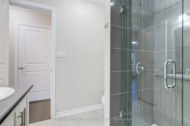 Additional image 33 of 377 Glancaster Rd Unit 49