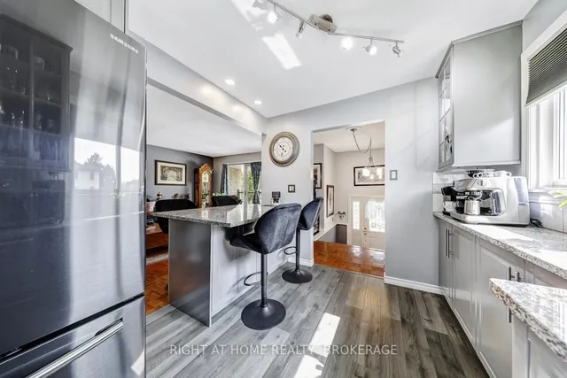 Additional image 12 of 7327 Joliette Cres