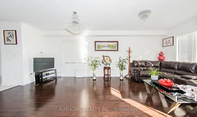 Additional image 9 of 8 Callandar Rd