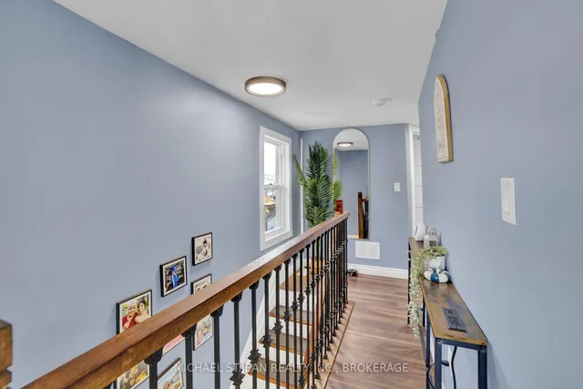 Additional image 28 of 6 Frederick Ave