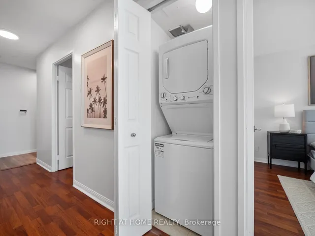 Additional image 26 of 18 Lee Centre Dr Unit 2013