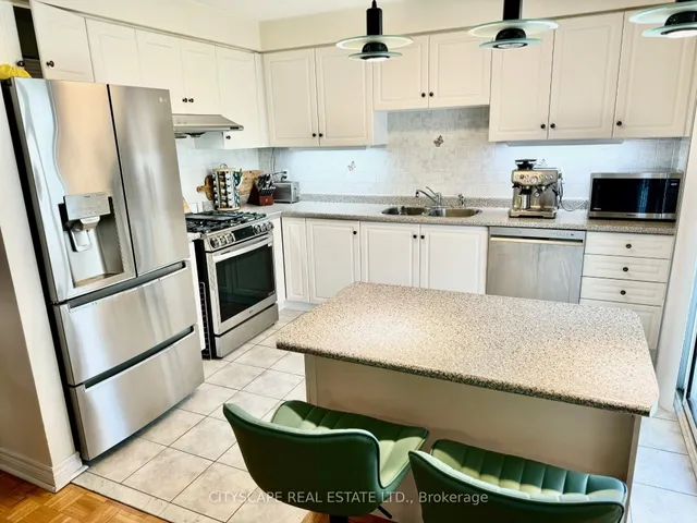 Additional image 8 of 533 Leatherleaf Dr