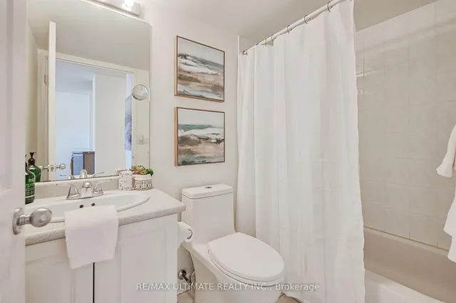 Additional image 26 of 39 Parliament St Unit 808