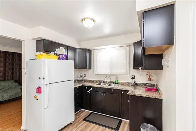 Additional image 11 of 172 Gibson Ave