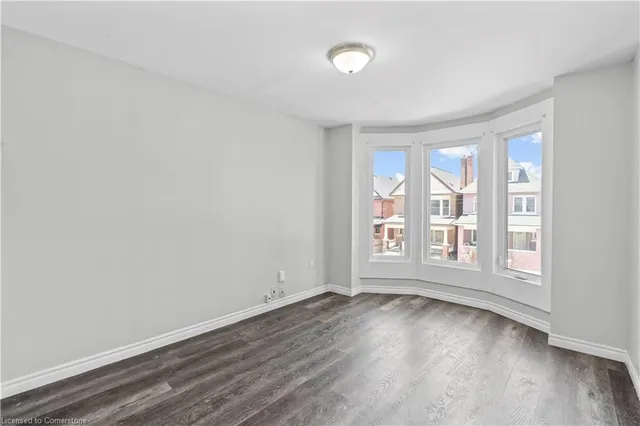 Additional image 24 of 18 Barnesdale Ave