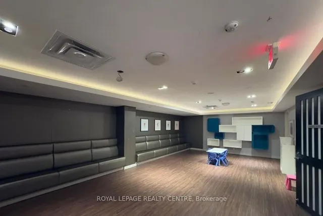 Additional image 12 of 15 Valhalla Inn Rd Unit 14