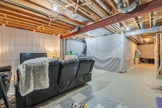 Additional image 41 of 345 Glancaster Rd Unit 19