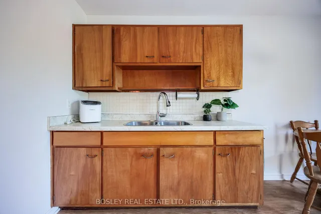 Additional image 14 of 4345 Bloor St Unit 60