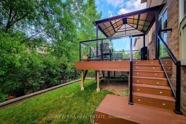 Additional image 5 of 128 Montreal Circ