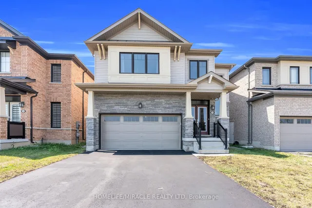 Additional image 2 of 23 Royal Coachman Way