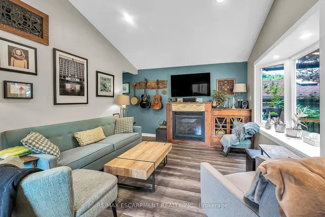 Additional image 12 of 321 East 12th St