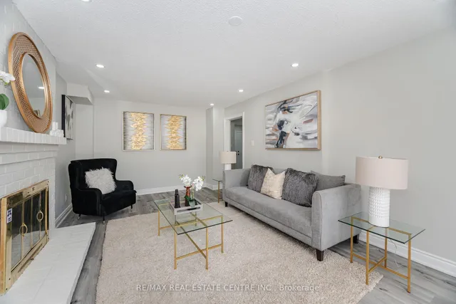 Additional image 23 of 76 Moffatt Ave