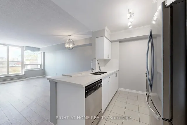 Additional image 19 of 61 Heintzman St Unit 413