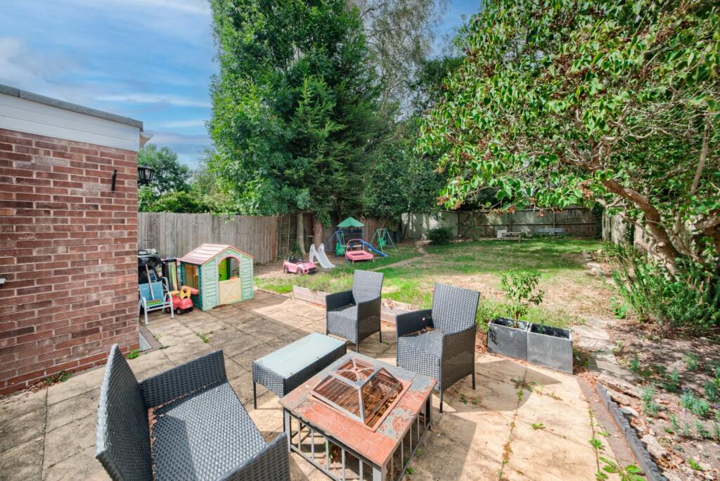 Additional image 5 of Meadow Road, Alcester, B49