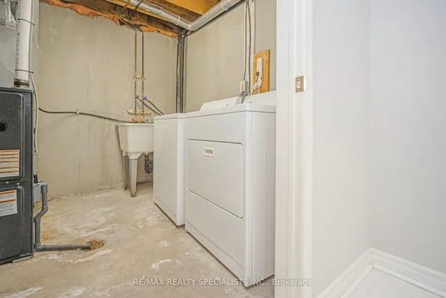Additional image 36 of 44 Franklin Crt