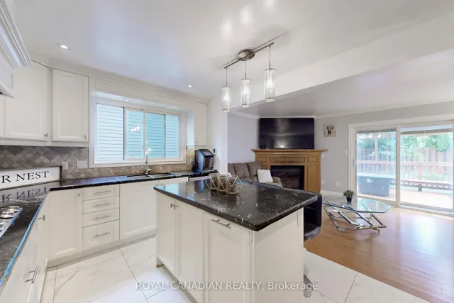 Additional image 11 of 18 Millpond Pl