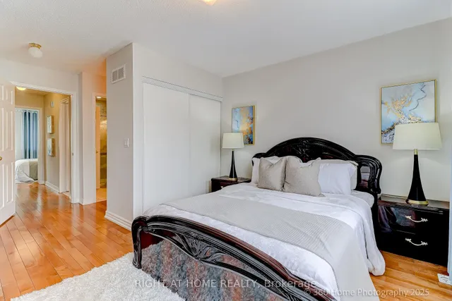 Additional image 12 of 83 Mondeo Dr Unit 290