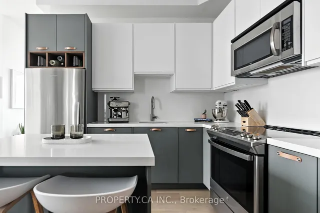 Additional image 2 of 500 Sherbourne St Unit 3202
